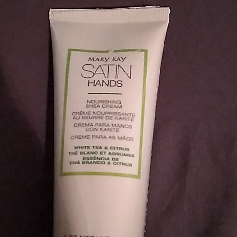 Satin hand cream